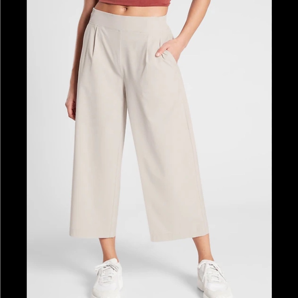 Athleta Brooklyn Wide Leg Crop Pants in Cream